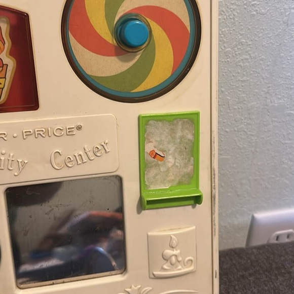 Vintage 1973 Fisher Price Baby Toddler Activity
Center Crib Toy - Picture 2 of 4